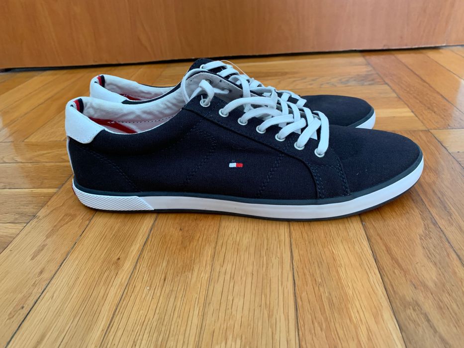 Нови обувки Tommy Hilfiger- № 41