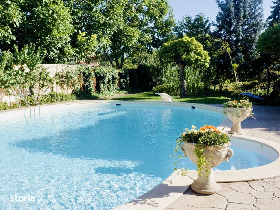 Vila Exclusivista cu Piscina, Panouri Solare si Sala de Fitness - 0% C