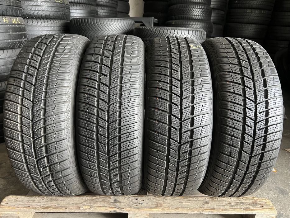 4 anvelope iarna 205/60/16 Barum 8 mm, CA NOI!
