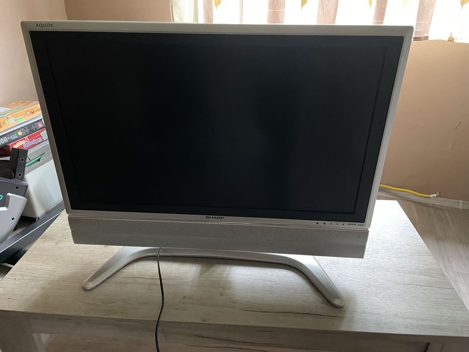 Televizor SHARP 80 cm
