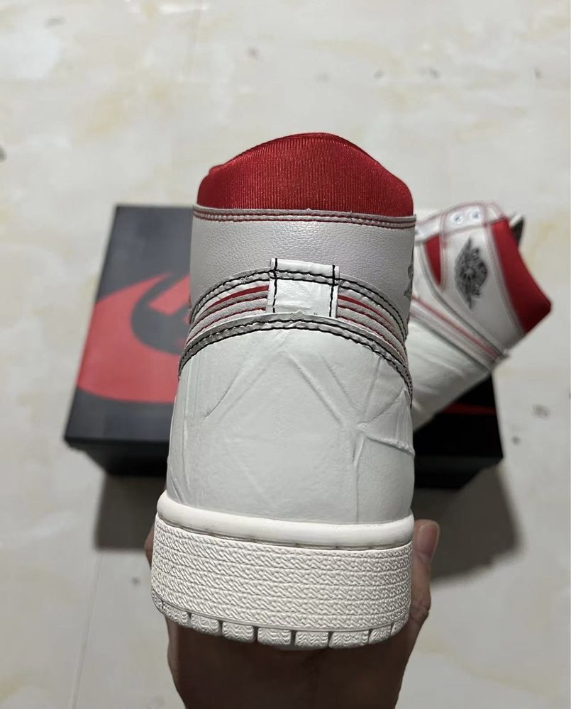 Air Jordan 1 Retro High "Phantom Gym Red"