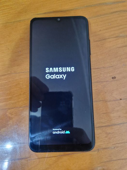 Продам смартфон Самсунг А03s