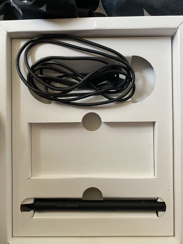 Wacom Intuos S графичен таблет
