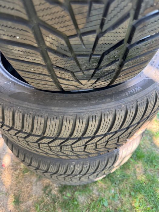 Cauciucuri iarna ca noi Hankook 255/45/R20 105V utilizate 1 sezon