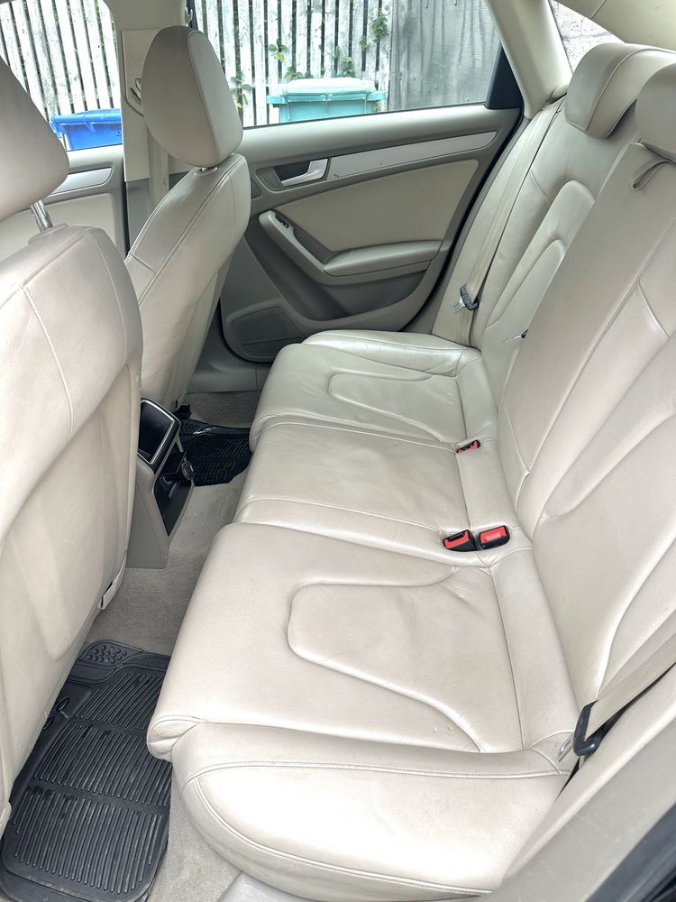 audi a4 2012 2.0TDI