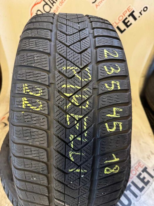 Super anvelope Iarna 2X 235/45 R18 Pirelli DOT 2022