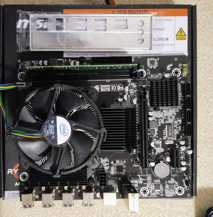 Kit procesor Intel I7-920 2.66GHz +placa de baza +cooler +8GB RAM DDR3