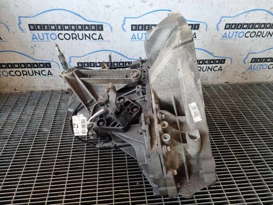 Cutie de viteze Nissan Qashqai 1.6 Benzina 2008 - 2010 114CP Manuala 5 Trepte HR16DE ...