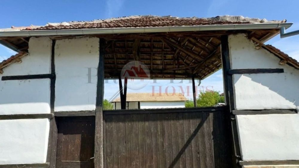 Продава се Къща в с. Ресен, Област Велико Търново - 120 кв.м за 542 €/кв.м - Снимка #8