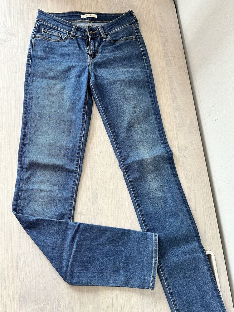 Джинсы levi’s была примерка