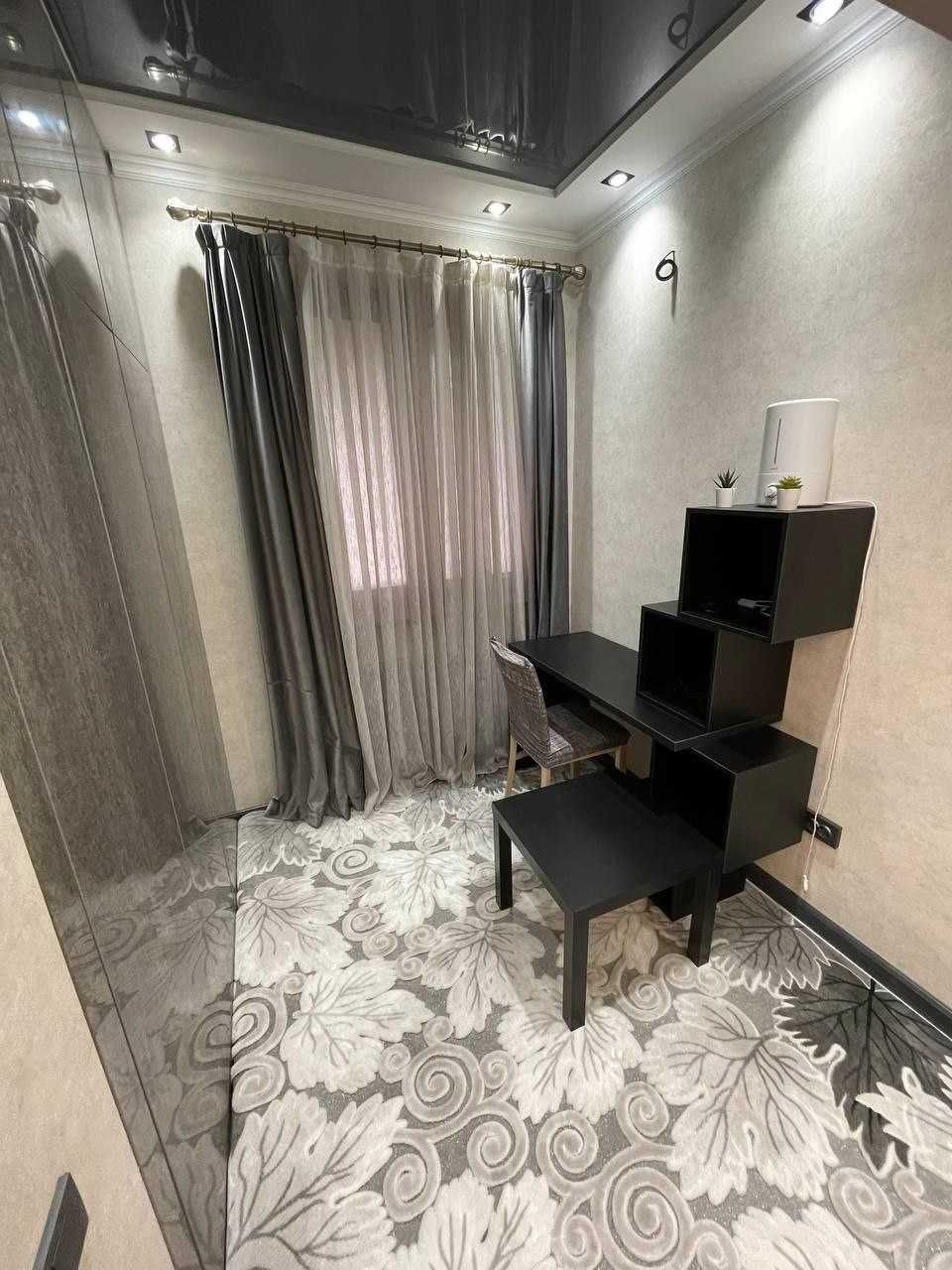 Срочно Продам квартира с ремонтом 45м2 на Алайском  (дхб)
