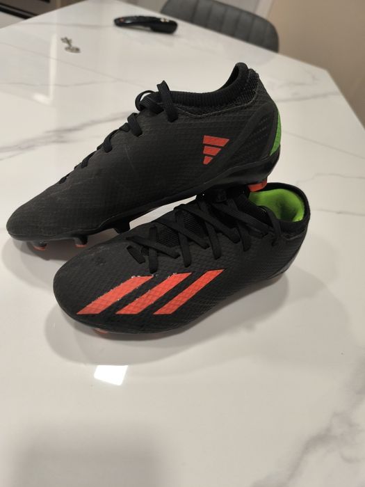 бутонки Adidas X Speedportal.3 
Горната част е от текстил