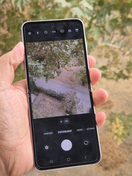 Samsung Z flip 3  8/256gb