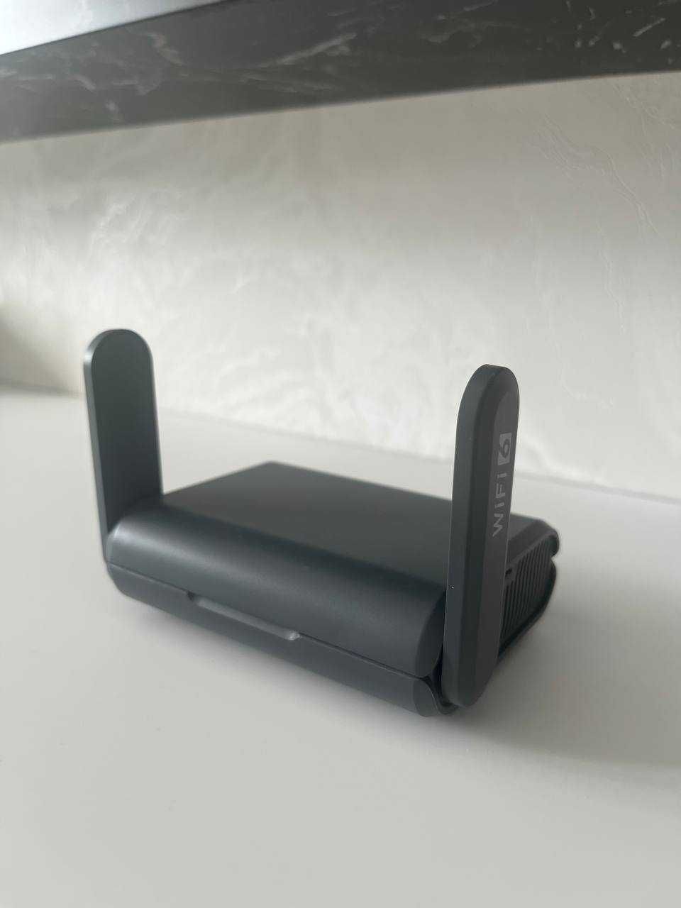 GL.iNet GL-AXT1800 Slate AX – мощный карманный Wi-Fi 6 роутер