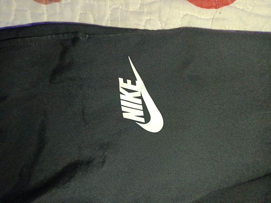 Pantaloni Nike M