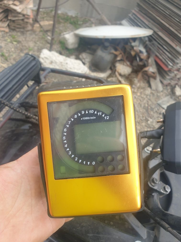 Vand bord atv bașhan nou nu folosit mult un an