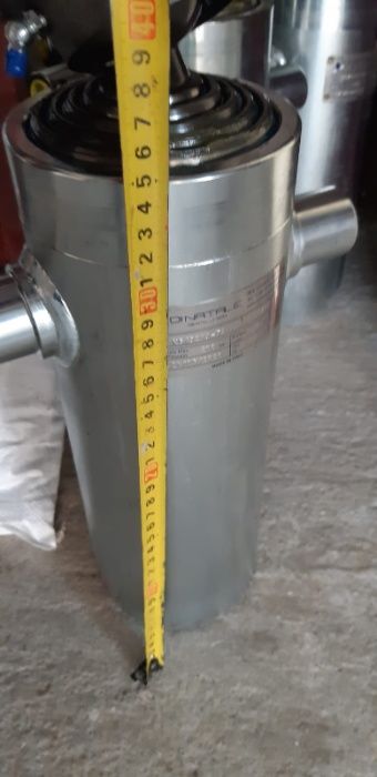 Pompe electrice 12V, 2KW si cilindri de basculare Italia