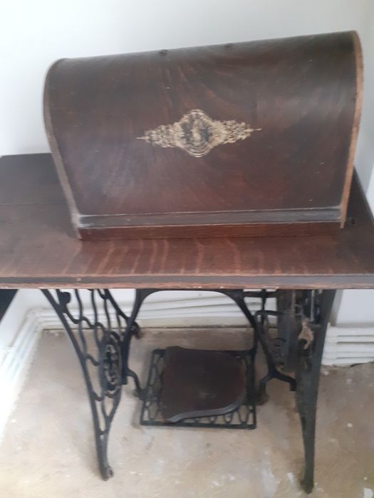 Masină de cusut Singer vintage