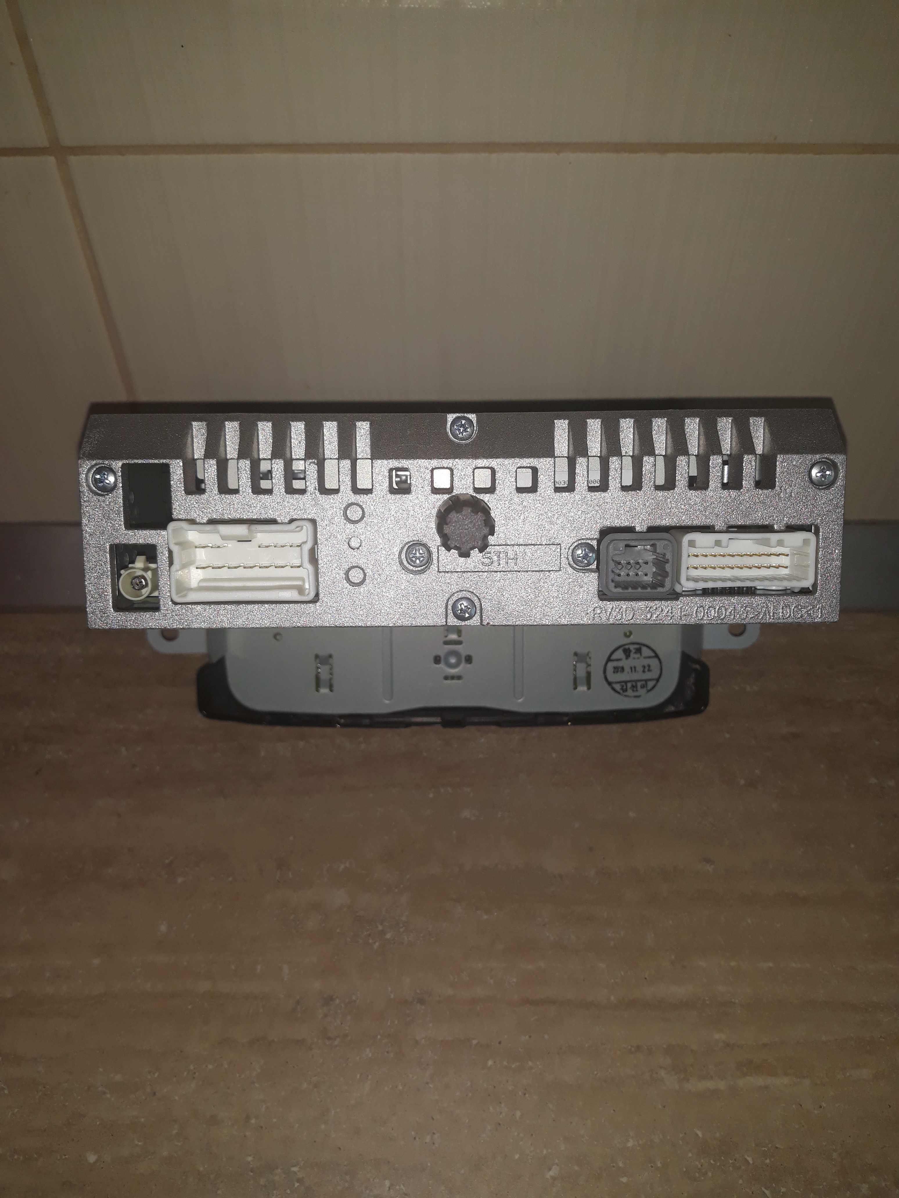 Sistem audio ( radio , CD player ) Dacia Duster II ( 2018-2022 )