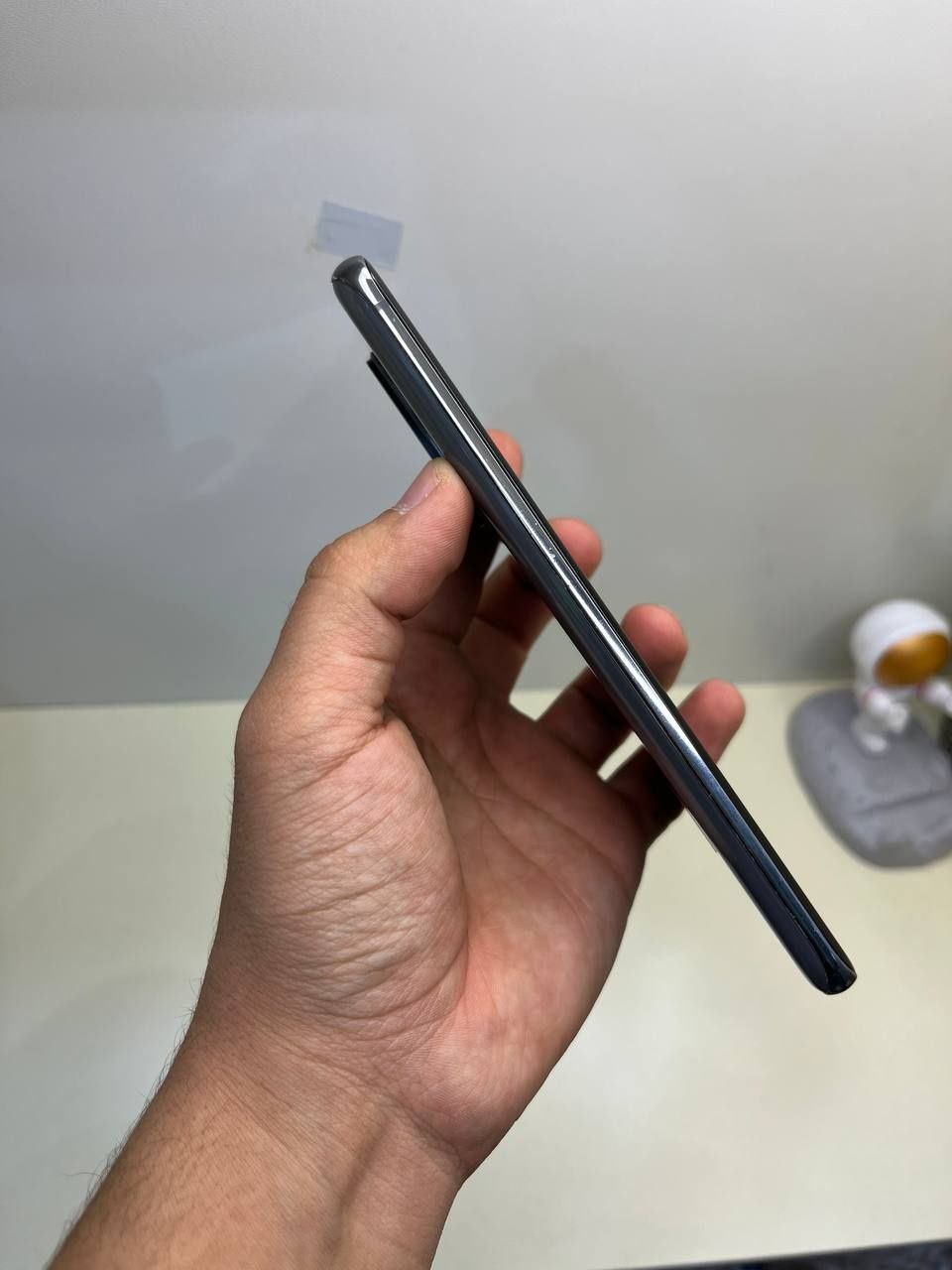 Samsung galaxy s20 ultra 5G 12/256gb holati yaxshi