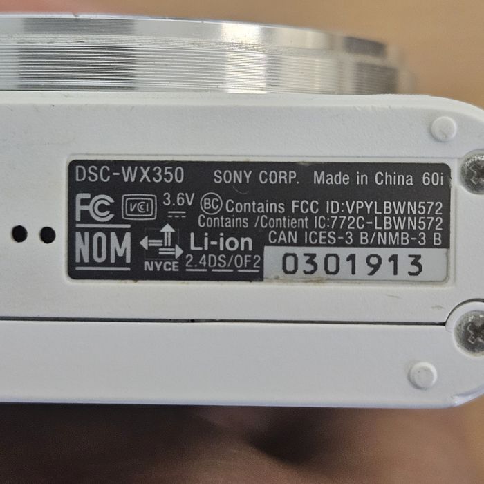 Sony DSC-WX350, camera foto zoom x20, baterie suplimentara
