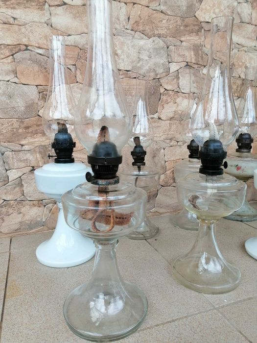 Lămpi cu petrol vechi