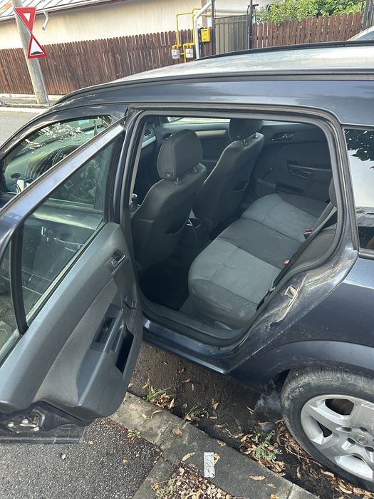 Vând Opel Astra H (2007) – Diesel, 1.9 CDTI, 210.000 km