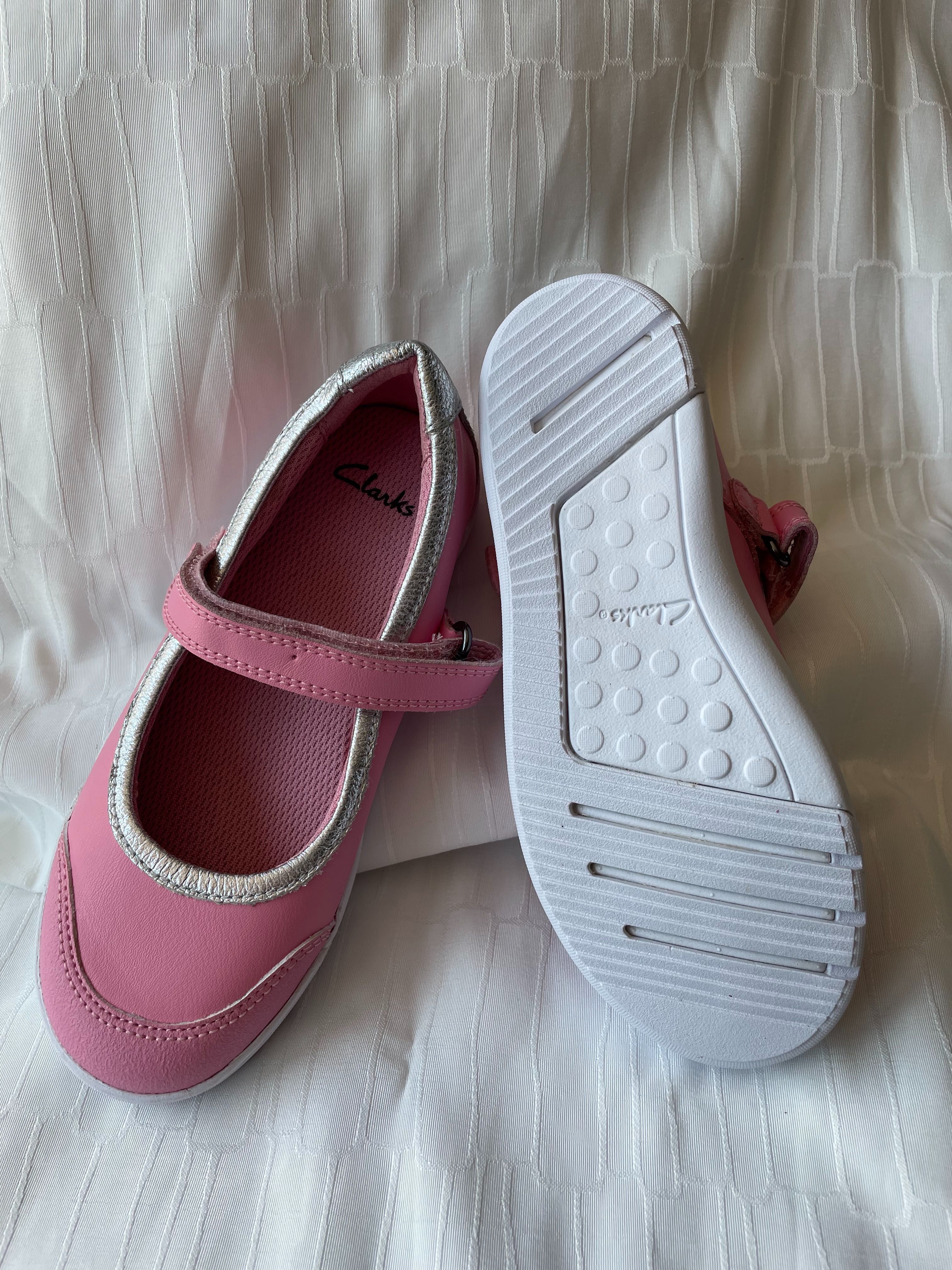Clarks детски обувки номер 31 (12.5 F)