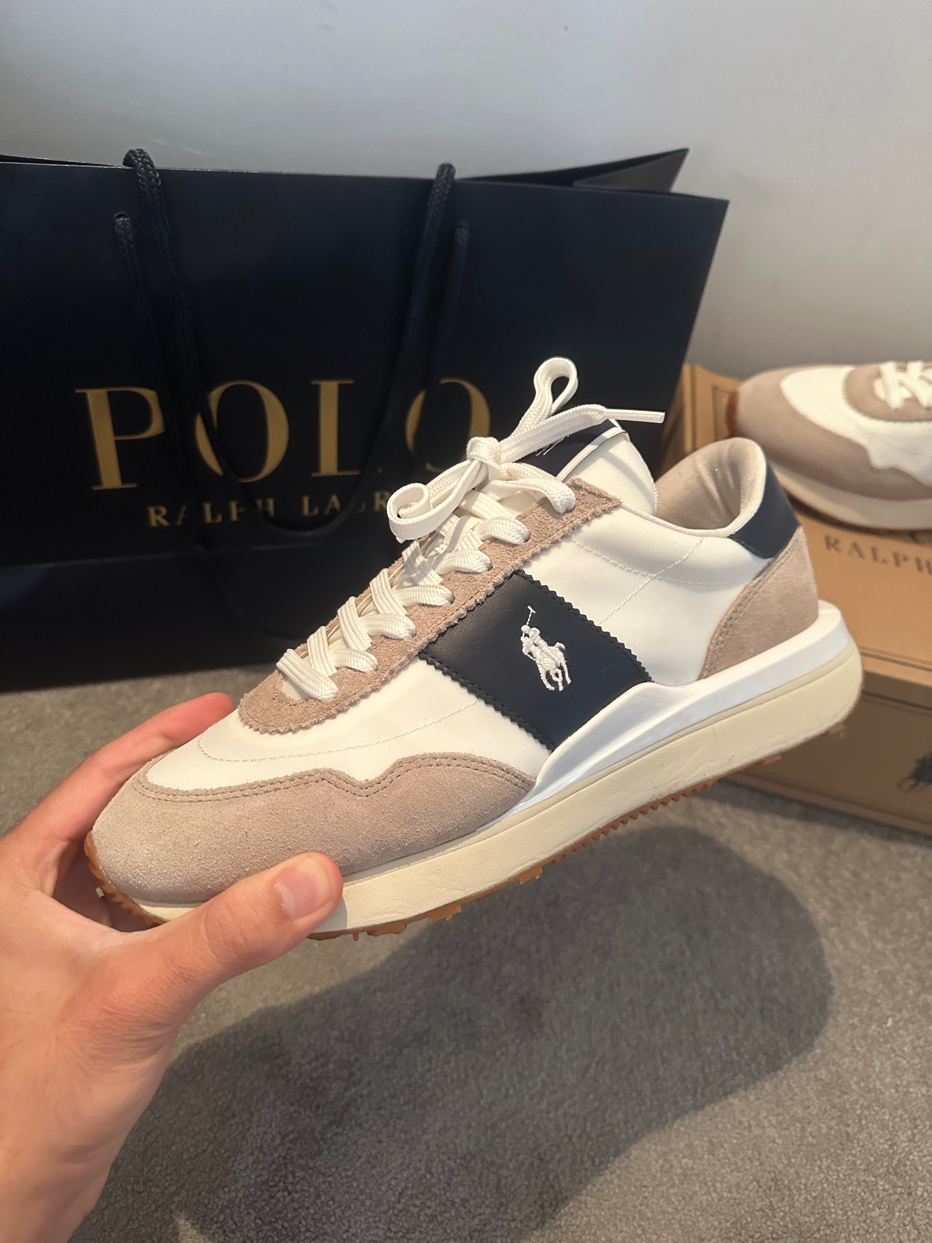 Продавам Обувки оригинални, чисто нови на Polo Ralph Lauren 41 номер.