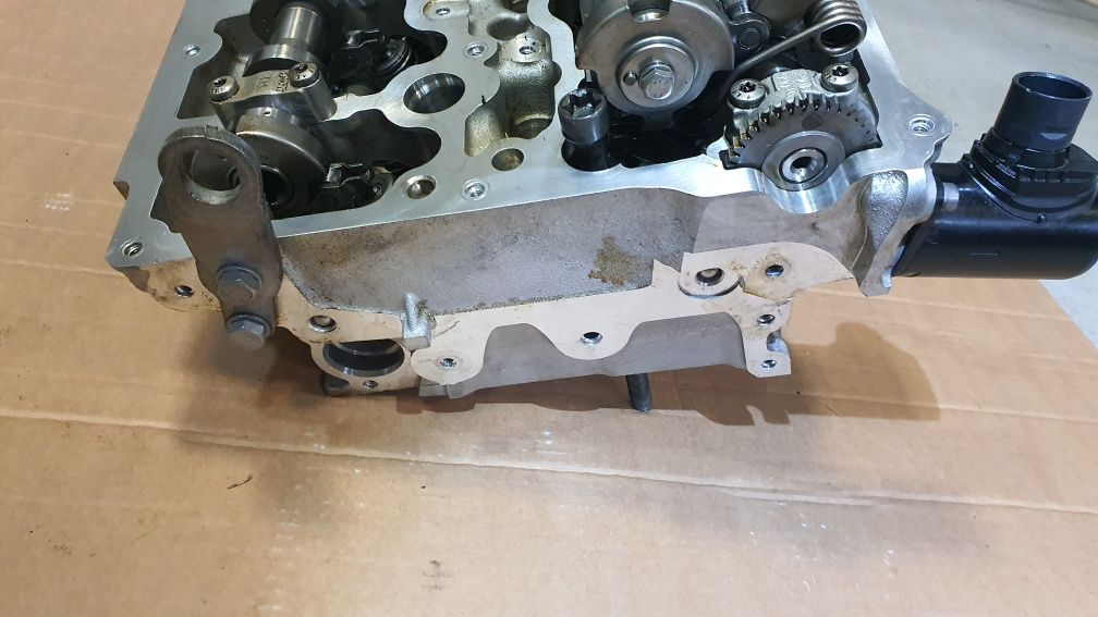 Chiuloasa motor Bmw B48 completa cu axe cod 9894128