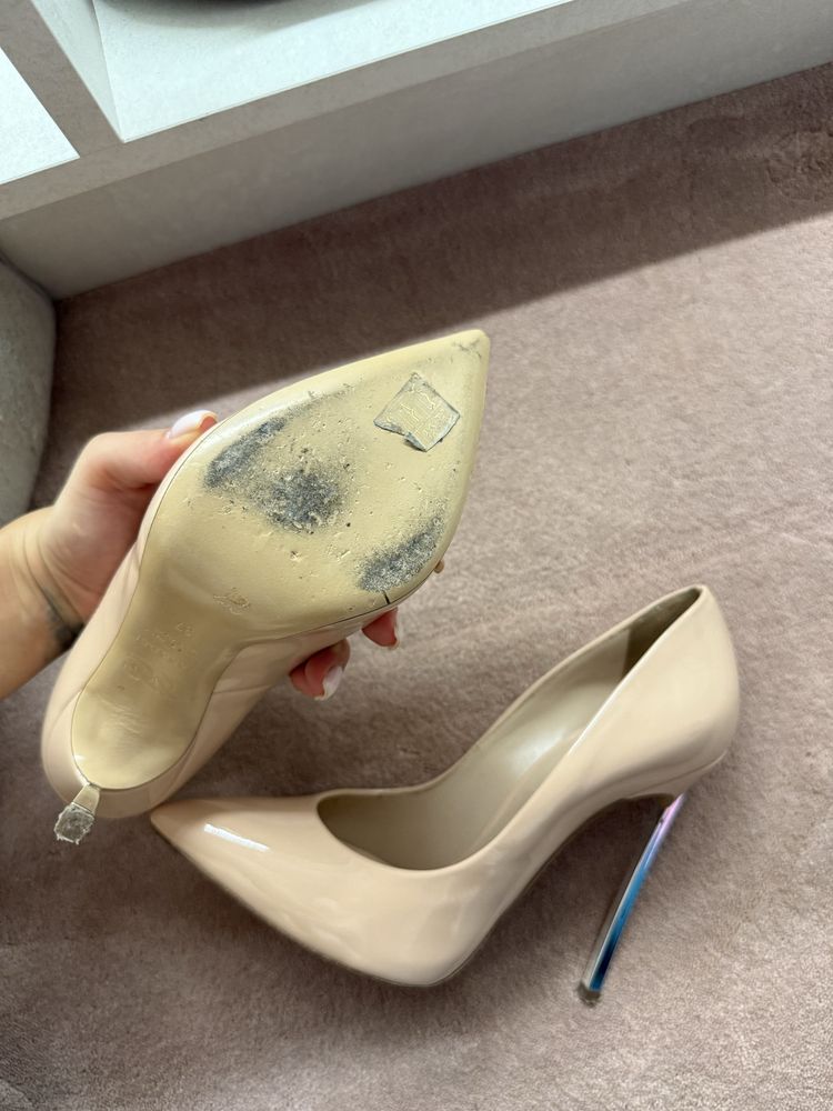 Casadei токчета нови