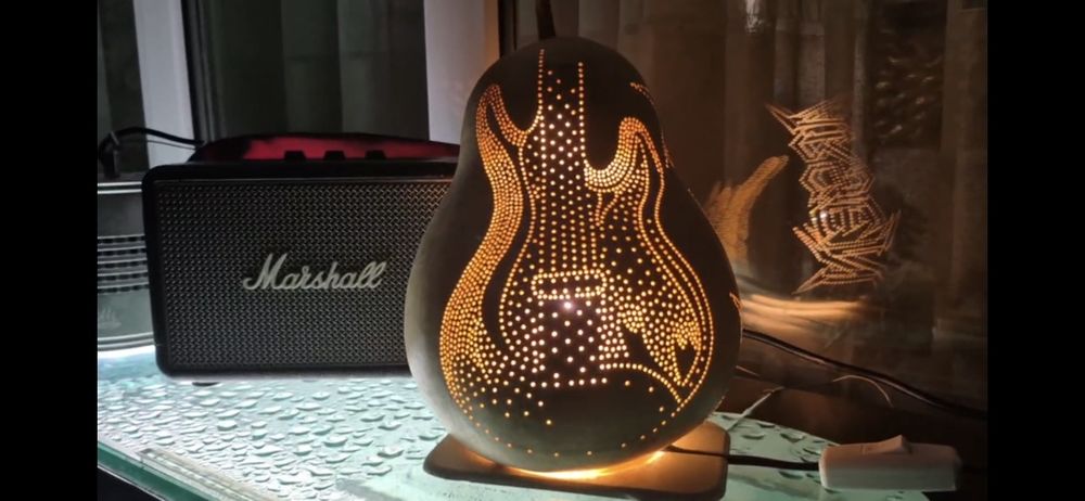 Светильник из тыквы