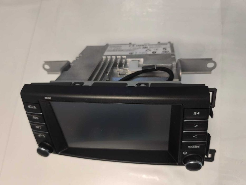 Штатная магнитола HARMAN (оригинал) для TOYOTA RAV-4 (XA40) Рестайл