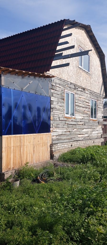 Продам 2-х этажный дом