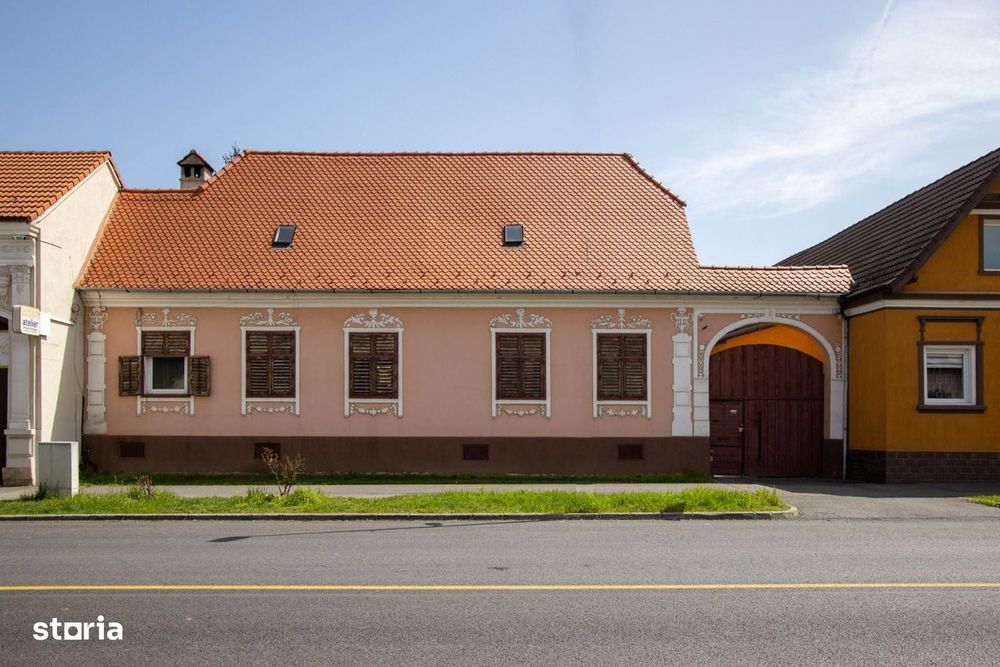 Casă Săsească Autentică cu Șură Impresionantă în Cristian – Teren 2729