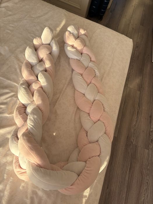 Продается бортик в кроватку