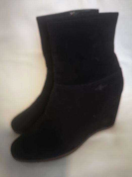 Caro Shoe, боти естествен велур, номер 38