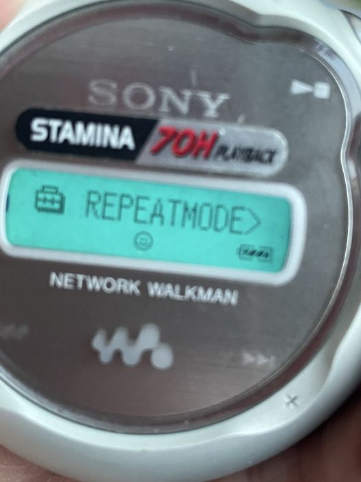 Media player Sony nw-e107