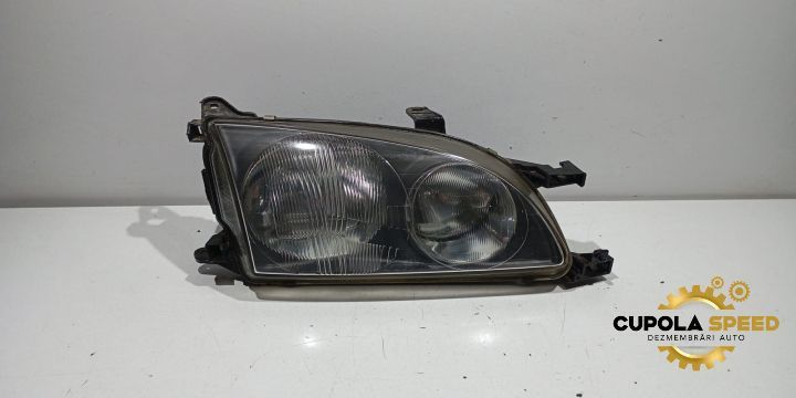 Far dreapta 54533365 Toyota Avensis 1 [facelift] [2000 - 2003]