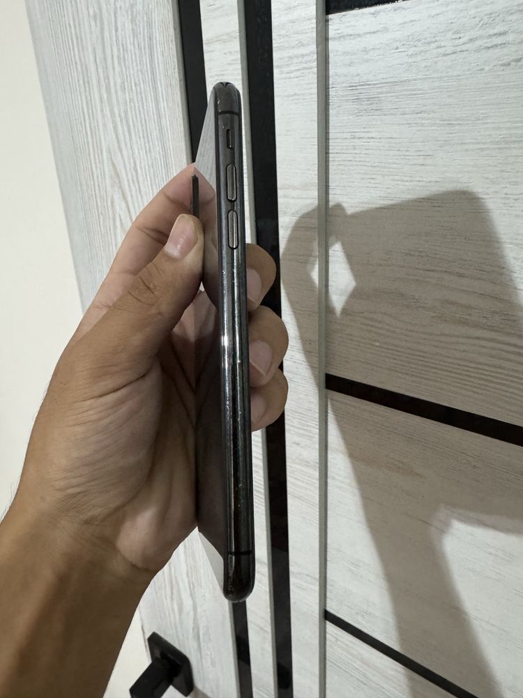 Iphone xs sotiladi