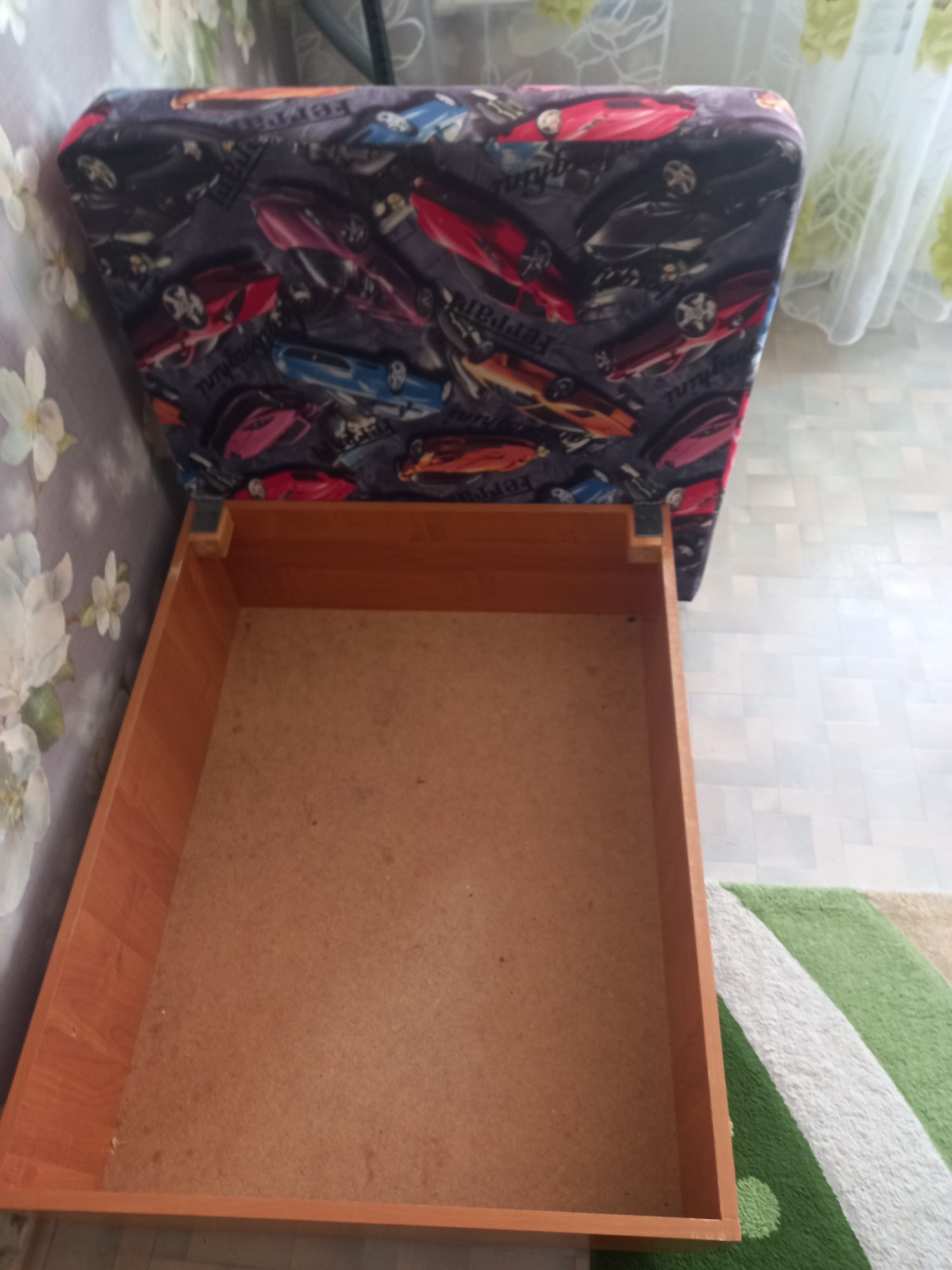 Продаю диван кровать 3900