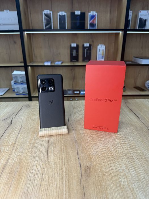 Телефон One plus 10 про 12/256 gb черный