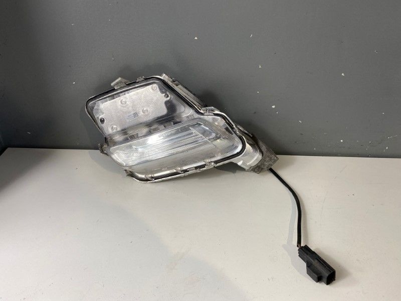 DRL Lumina de zi stanga fata Volvo S60 V60 31353289