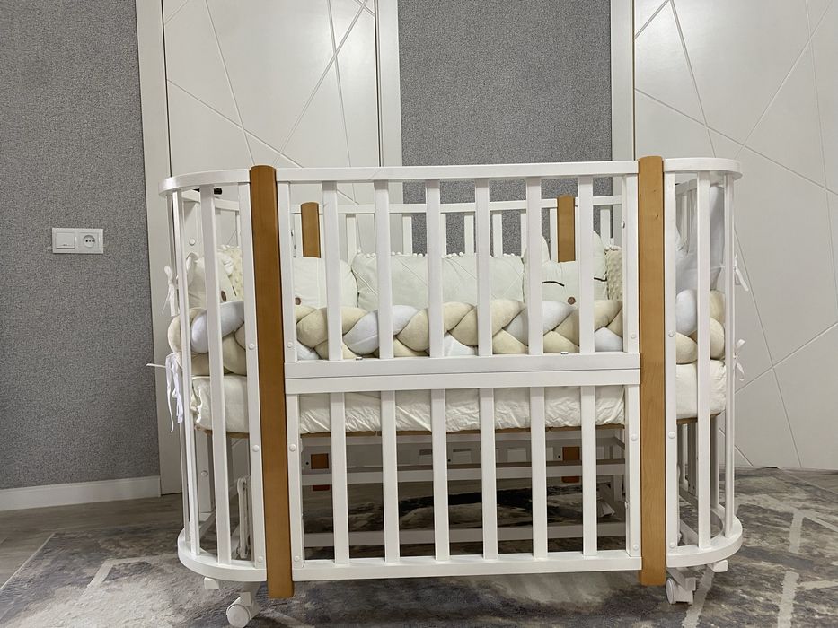 Продам новую манеж