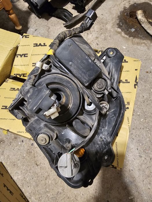 Фарове за Kia Picanto 2004