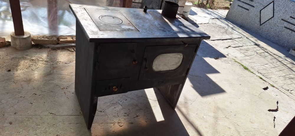 Готварска печка Прити с водна риза  12 кв.