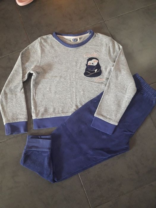 Пижама- плътна,размер 122/128