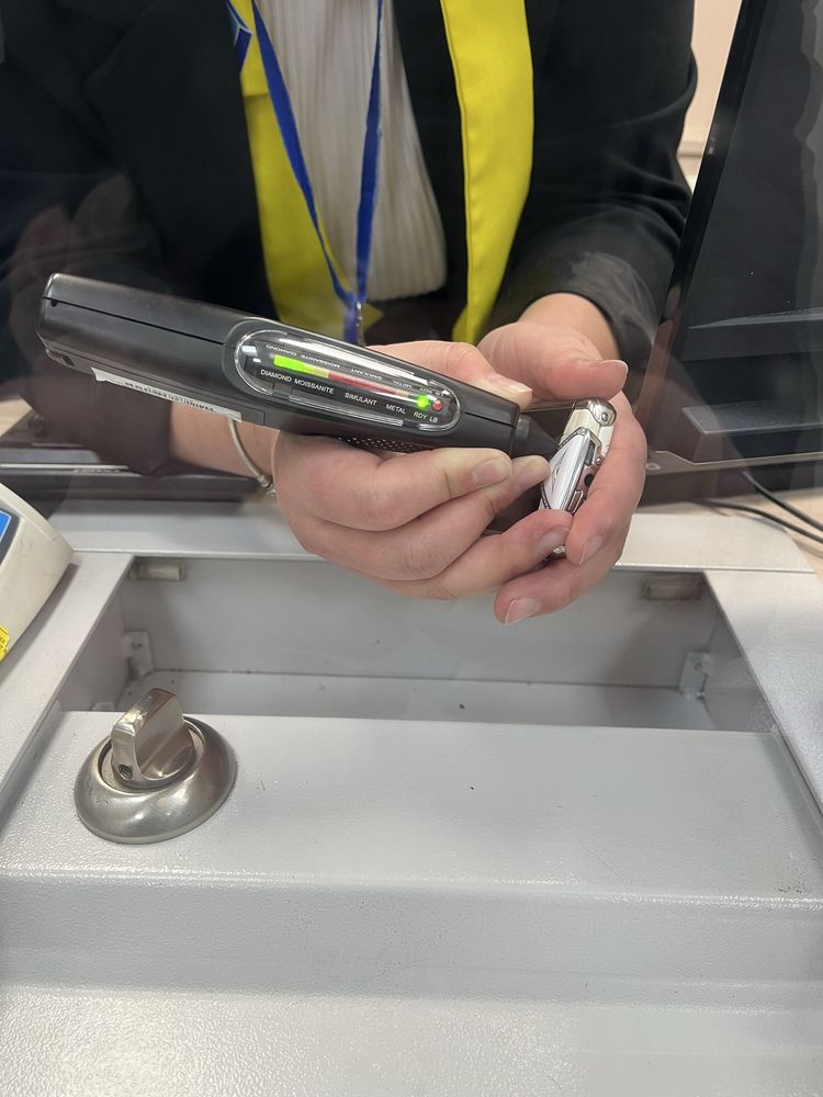 Легендарный телефон Vertu Constellation T