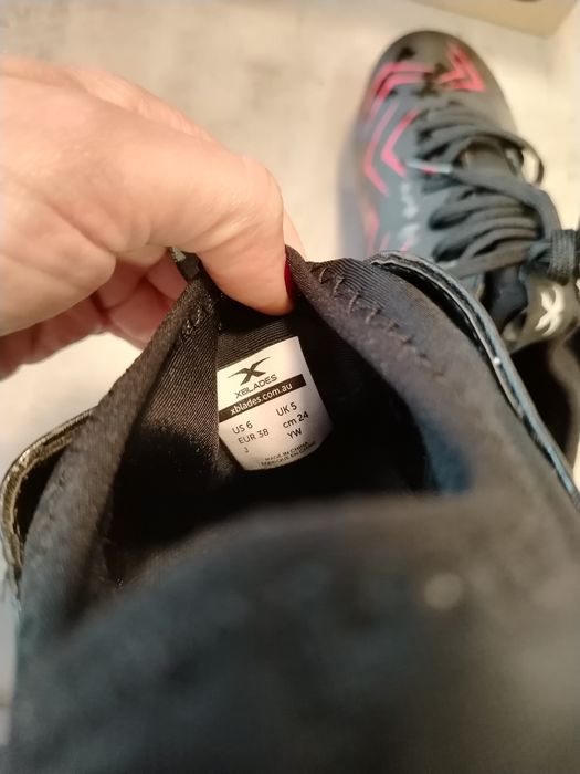 Маратонки за футбол