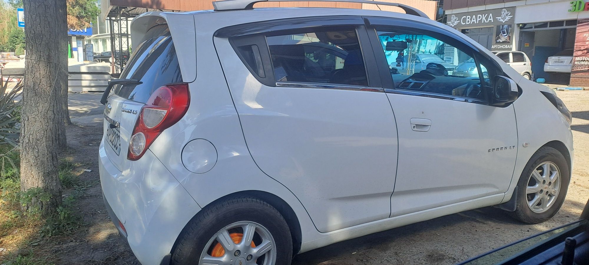 Spark 1, euro 2 toza